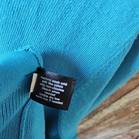 Lane Bryant V Neck 22/24 - Picture 8 of 8